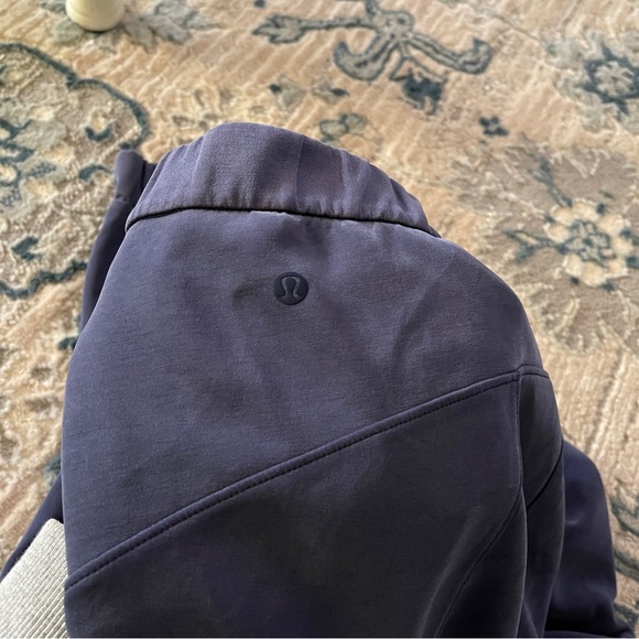 Lululemon Softstreme Relaxed High-Rise Pant Night Sea Size 12 - Picture 5 of 8